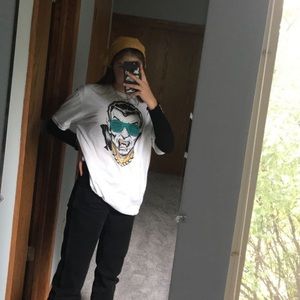 Vintage T-shirt oversized- last chance before I donate